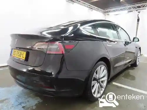Tesla Model 3 Standard Range Plus 2019