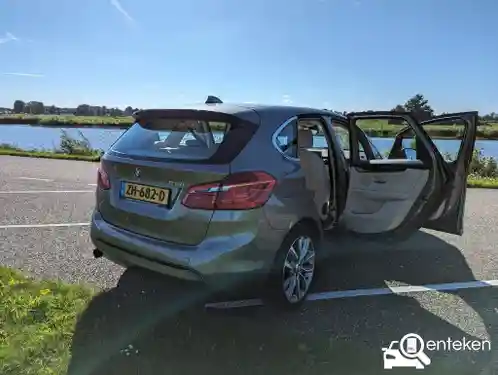 BMW 218i Active Tourer 2015
