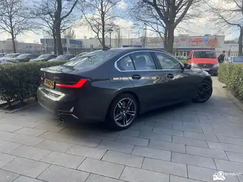 BMW 330i 2019
