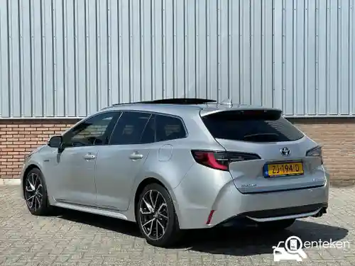 Toyota Corolla Touring Sports 2.0 Hybrid 2019