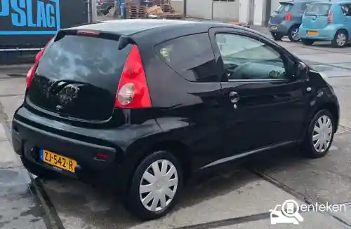 Peugeot 107 1.0 70 2006