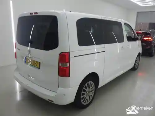 Peugeot Traveller BlueHDi 180 2019