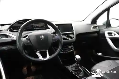 Peugeot 2008 1.2 PureTech 130 2019
