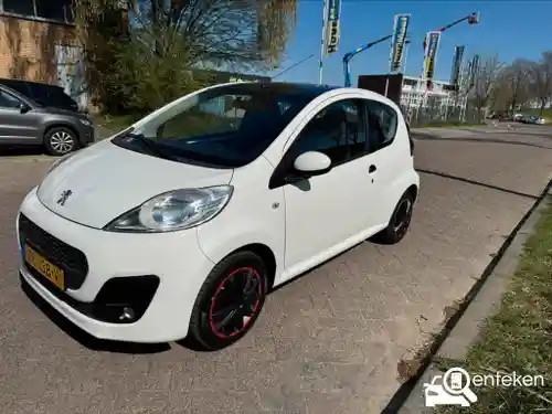 Peugeot 107 1.0 68 2013