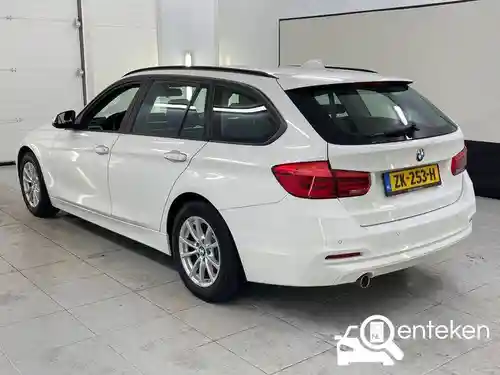 BMW 318i Touring 2019