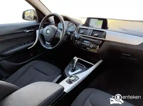 BMW 118i 2017
