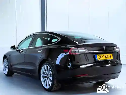 Tesla Model 3 Standard Range Plus 2019