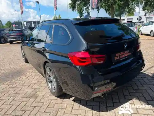 BMW 318i Touring 2019