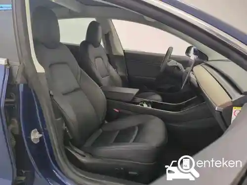 Tesla Model 3 Standard Range Plus 2019