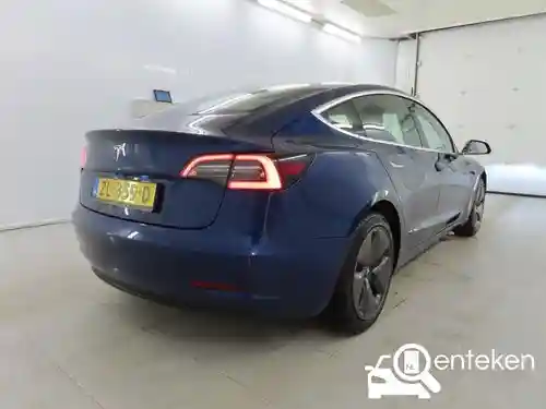 Tesla Model 3 Standard Range Plus 2019