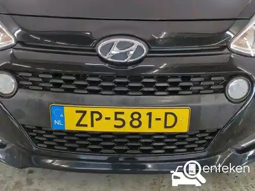 Hyundai i10 1.0 blue 2019