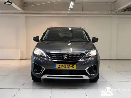 Peugeot 5008 1.2 PureTech 130 2019