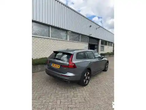 Volvo V60 Cross Country D4 2019