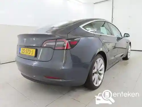 Tesla Model 3 Standard Range Plus 2019