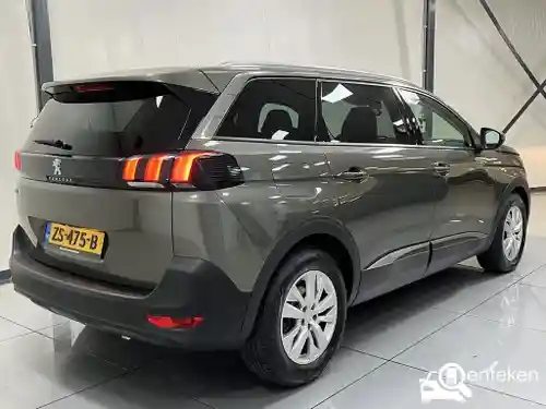 Peugeot 5008 1.2 PureTech 130 2019