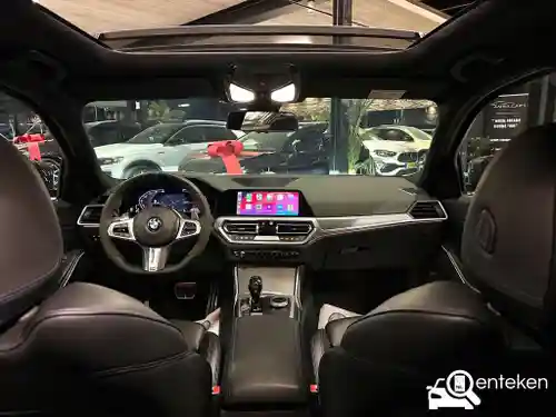 BMW 320i 2019