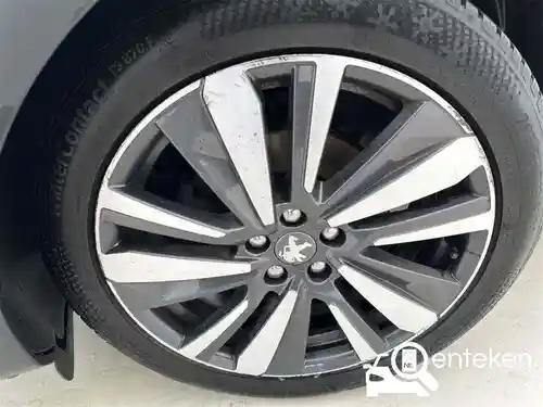 Peugeot 5008 1.2 PureTech 130 2019