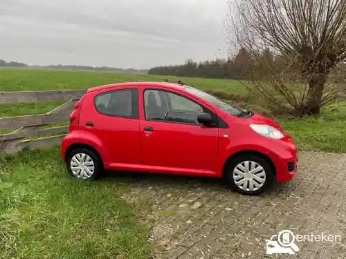 Peugeot 107 1.0 70 2010