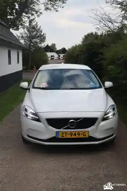 Volvo V40 T2 2019