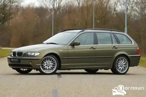 BMW 320i Touring 2003