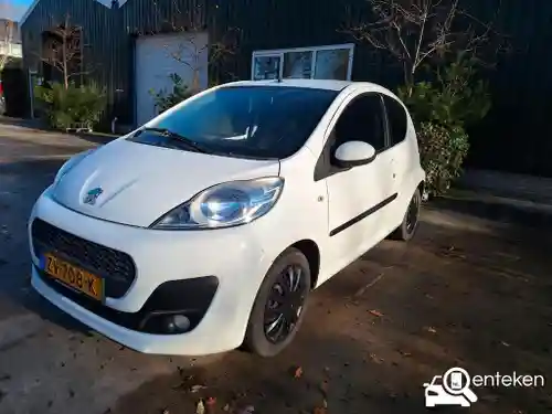 Peugeot 107 1.0 68 2012